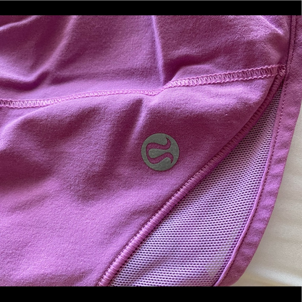 Lululemon Hotty hot shorts size 8